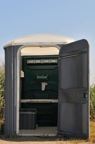 Porta potty rental for outdoor events in Aviston, IL